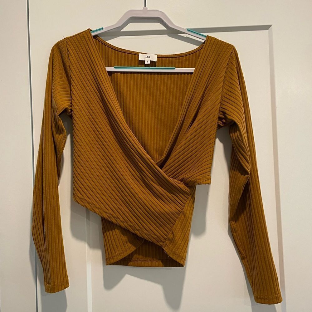 Revolve LPA Skya Top - Picture 2 of 3